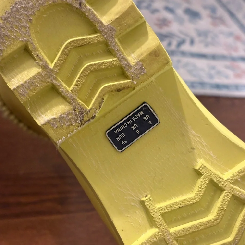 American Eagle Outfitters Yellow Winter Rain Boots - Picture 9 of 10